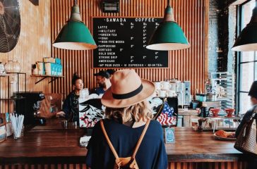 34chroni-den-xipnai-me-tipota