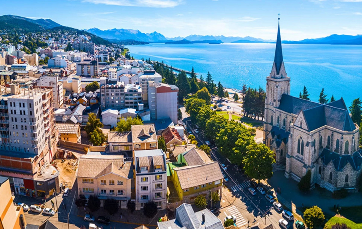 i-achristi-pliroforia-tis-imeras-1